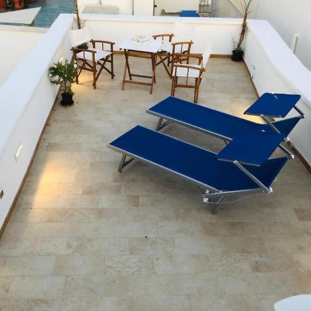 Tre Archi Apartment & Relais Полиньяно-а-Маре Экстерьер фото